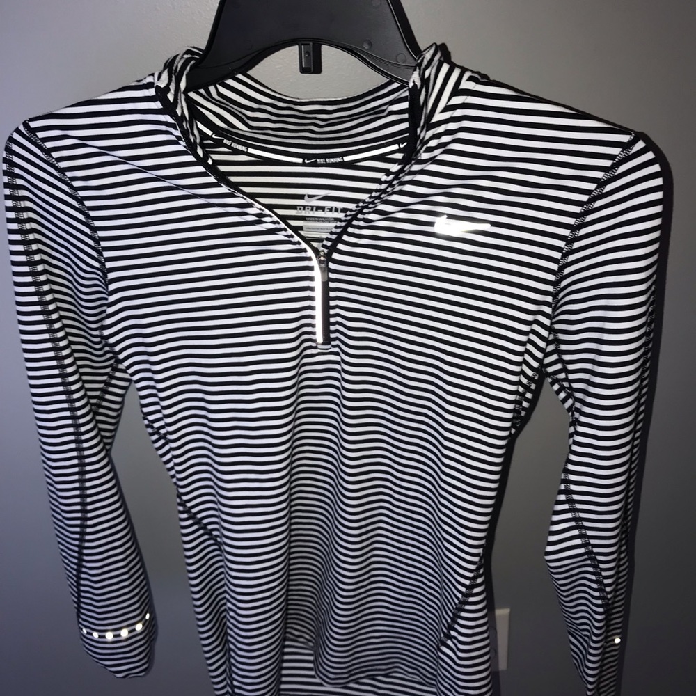 Nike quarterzip